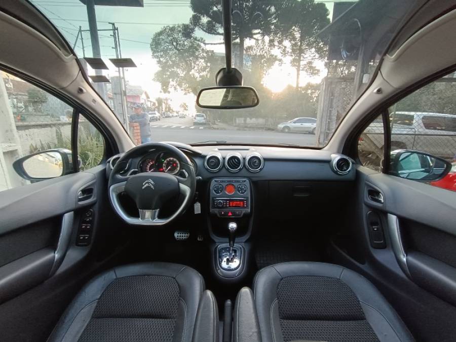 CITROËN - C3 - 2012/2013 - Preta - R$ 39.900,00