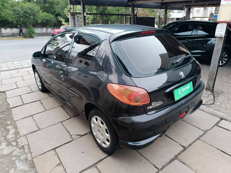 PEUGEOT - 206 - 2004/2005 - Preta - R$ 9.900,00