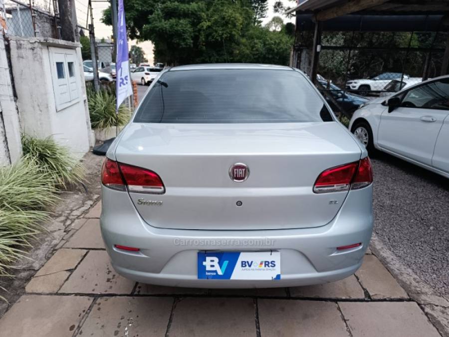 FIAT - SIENA - 2011/2011 - Prata - R$ 29.900,00