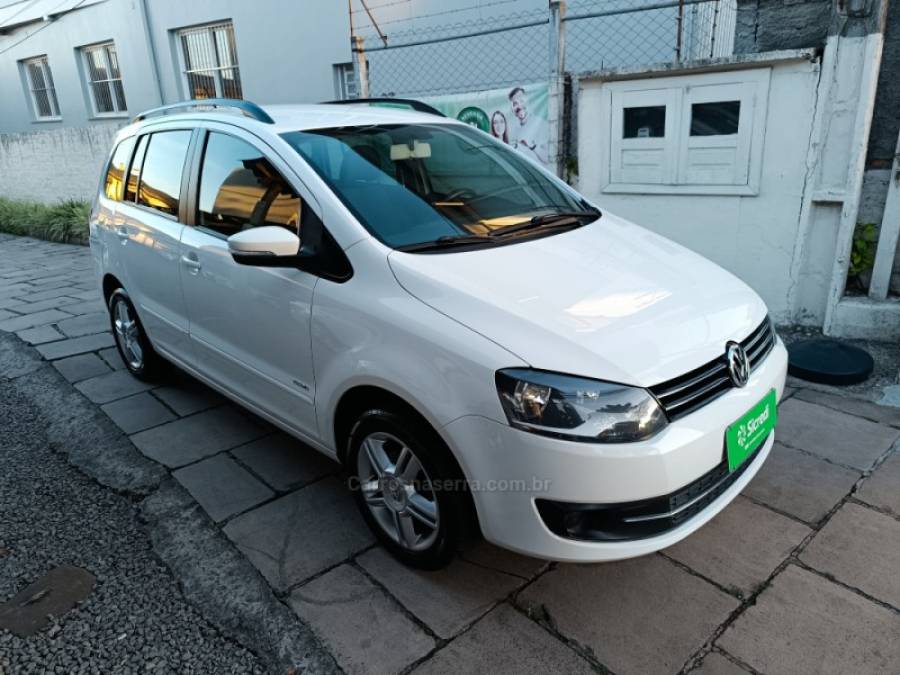 VOLKSWAGEN - SPACEFOX - 2011/2012 - Branca - R$ 40.900,00