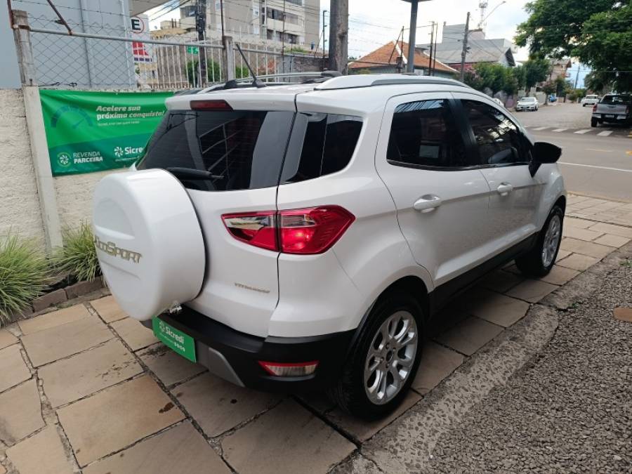FORD - ECOSPORT - 2017/2018 - Branca - R$ 77.000,00