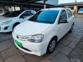 TOYOTA - ETIOS - 2013/2013 - Branca - R$ 38.900,00