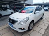 NISSAN - VERSA - 2015/2016 - Branca - R$ 52.900,00