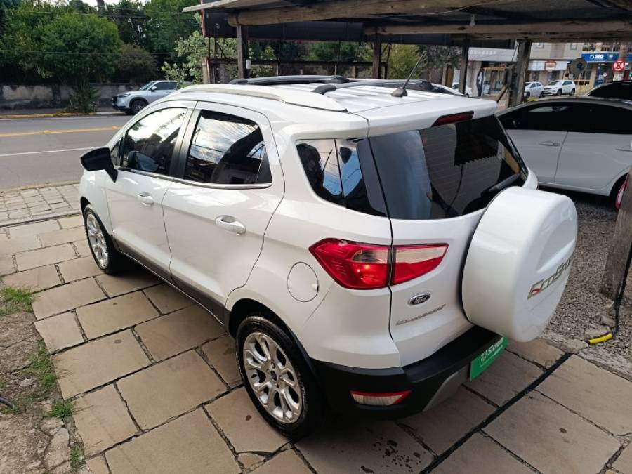 FORD - ECOSPORT - 2017/2018 - Branca - R$ 78.900,00