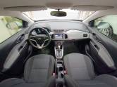 CHEVROLET - ONIX - 2017/2018 - Branca - R$ 64.900,00