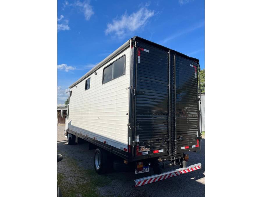 FORD - CARGO 814 - 1998/1998 - Branca - R$ 155.000,00