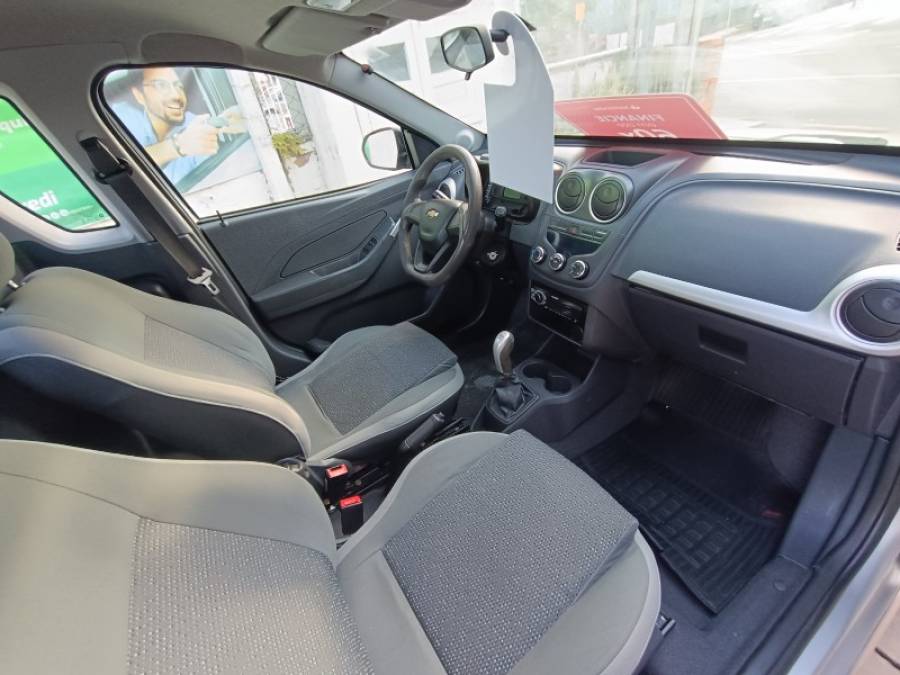 CHEVROLET - MONTANA - 2016/2017 - Prata - R$ 46.900,00