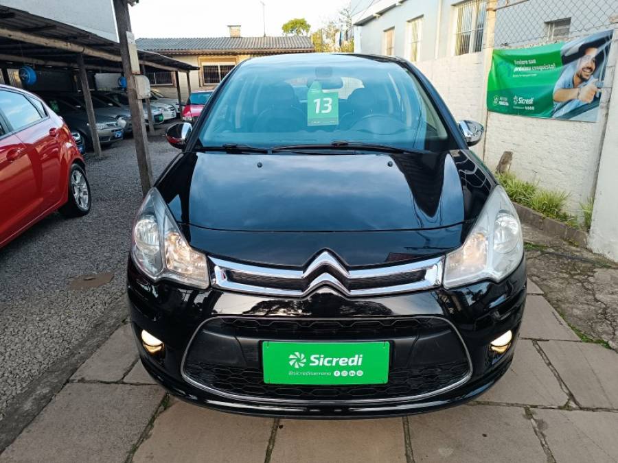 CITROËN - C3 - 2012/2013 - Preta - R$ 39.900,00