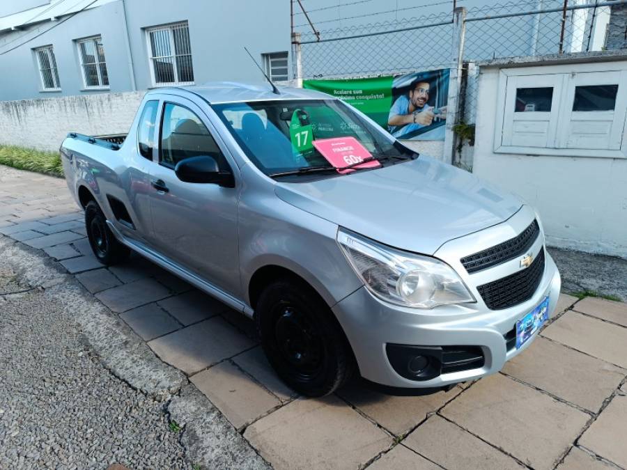 CHEVROLET - MONTANA - 2016/2017 - Prata - R$ 46.900,00
