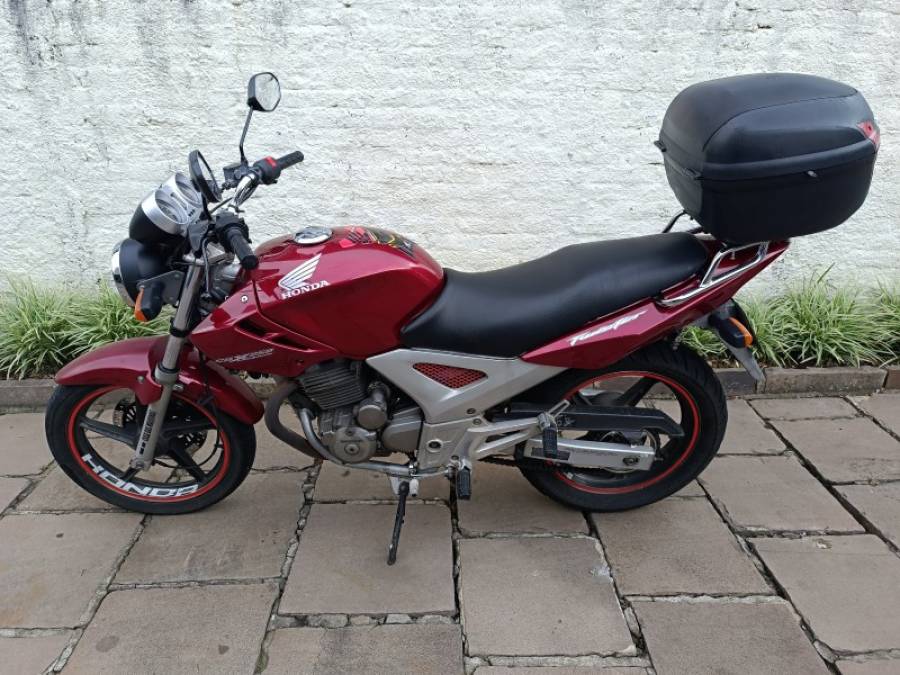 HONDA - CBX 250 TWISTER - 2005/2006 - Vinho - R$ 9.900,00