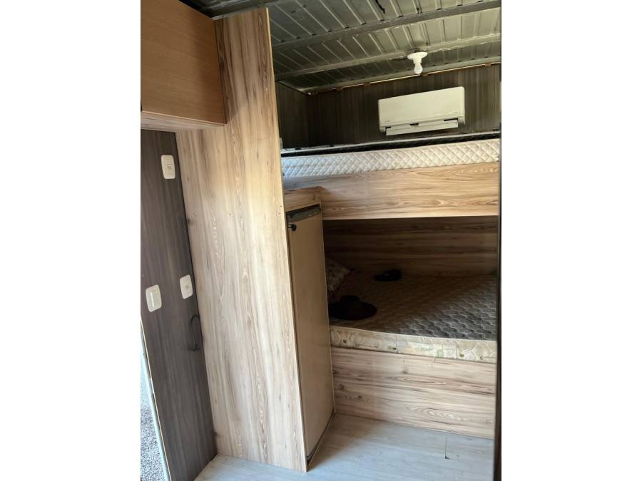 FORD - CARGO 814 - 1998/1998 - Branca - R$ 155.000,00